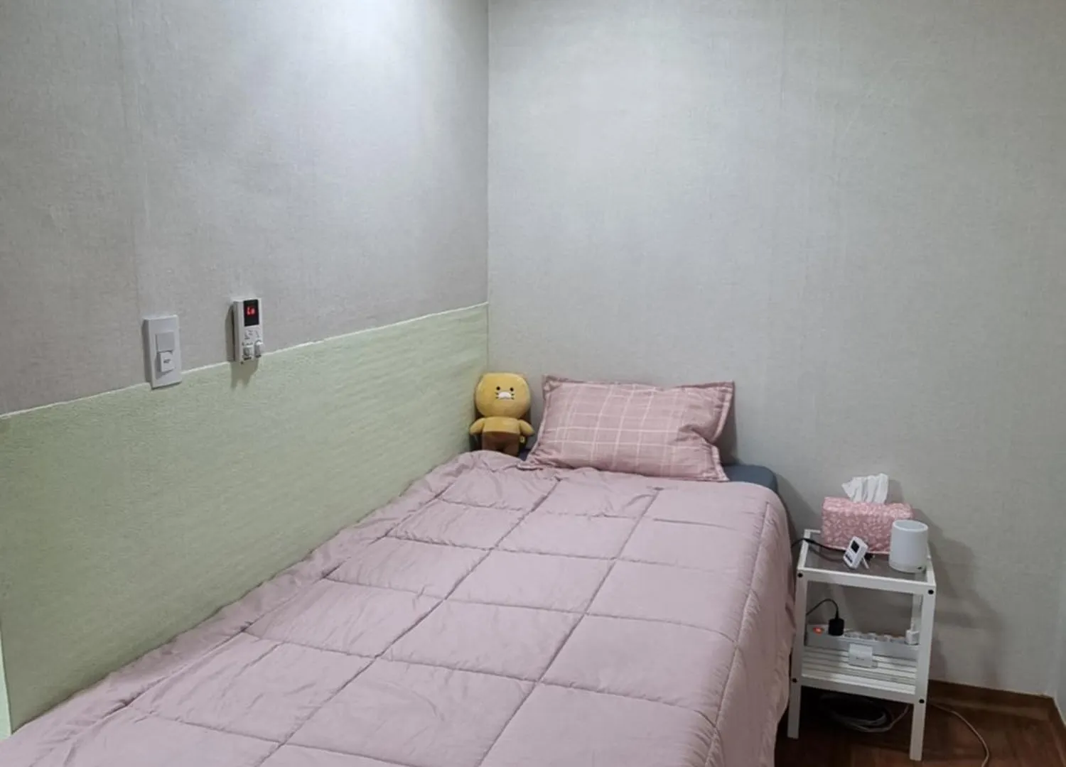 Hongdae Sulhwa Apartment Seoul